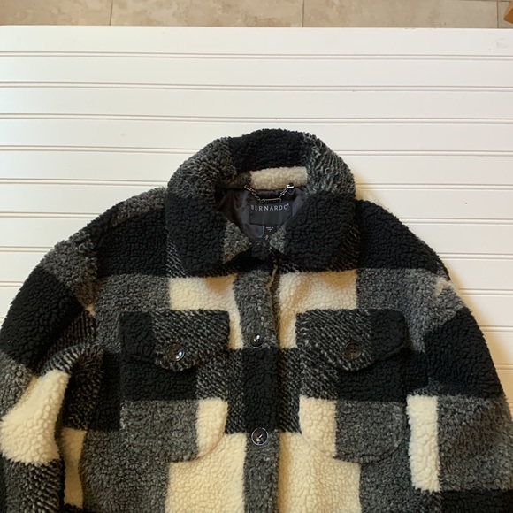 NWT- Bernardo Plaid Fleece Shirt Jacket. Size S - Picture 8 of 9